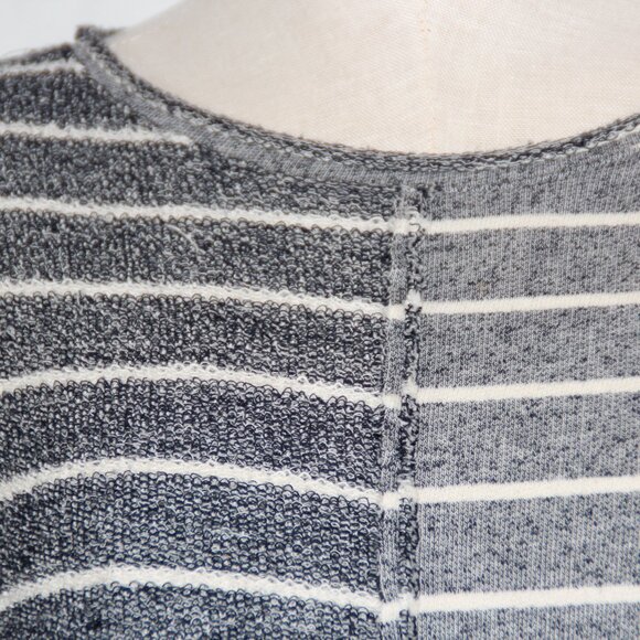 Anthropologie Women's Navy/White Striped DEVIN Textured Sweatshirt Size Small - Picture 5 of 10
